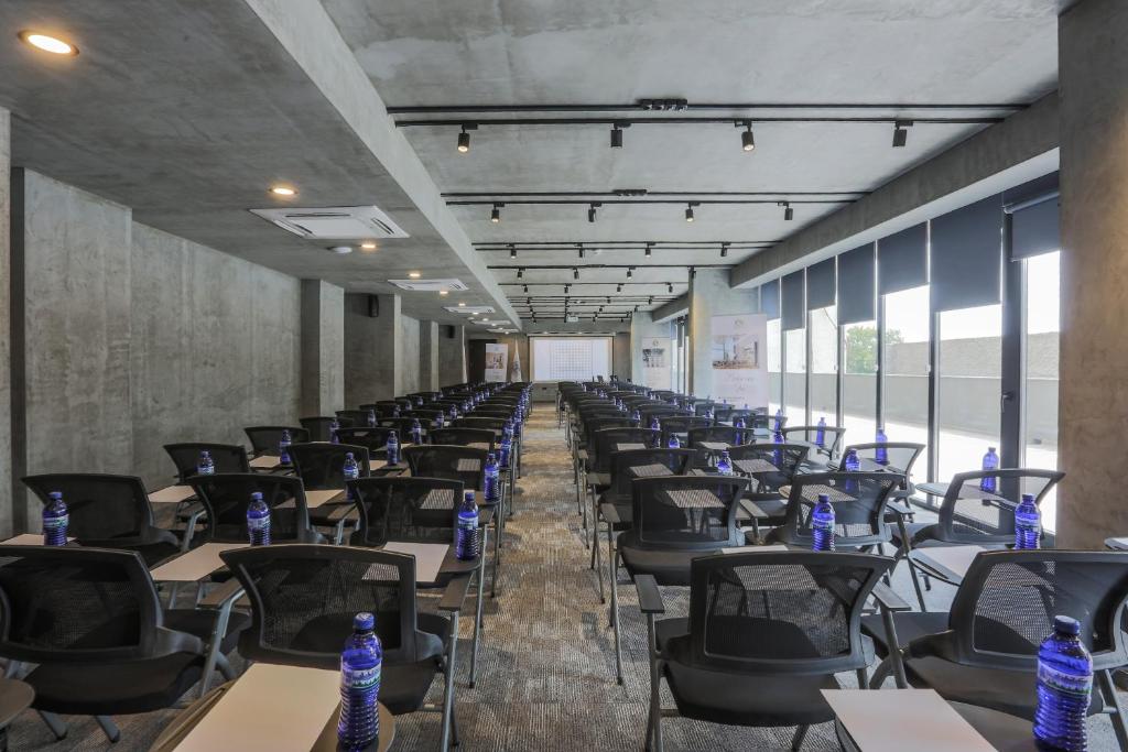 Konferenční prostory v ubytování Iveria Inn Hotel