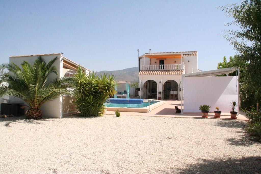 Pension - B&B Casa Alegria (España Las Encebras) - Booking.com