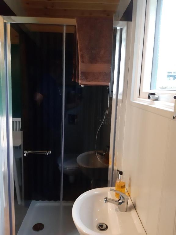 Bagno di Annascaul Train Carriage suit couple and 2 children