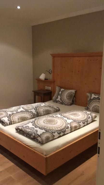 Postel nebo postele na pokoji v ubytování Landhaus Roidergütl