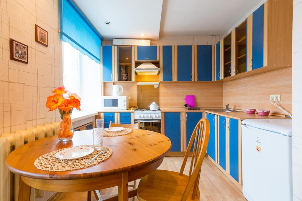 Ryadom s Hramom Znameniya Bogoroditsi Apartments - Apartamento De Una Habitación