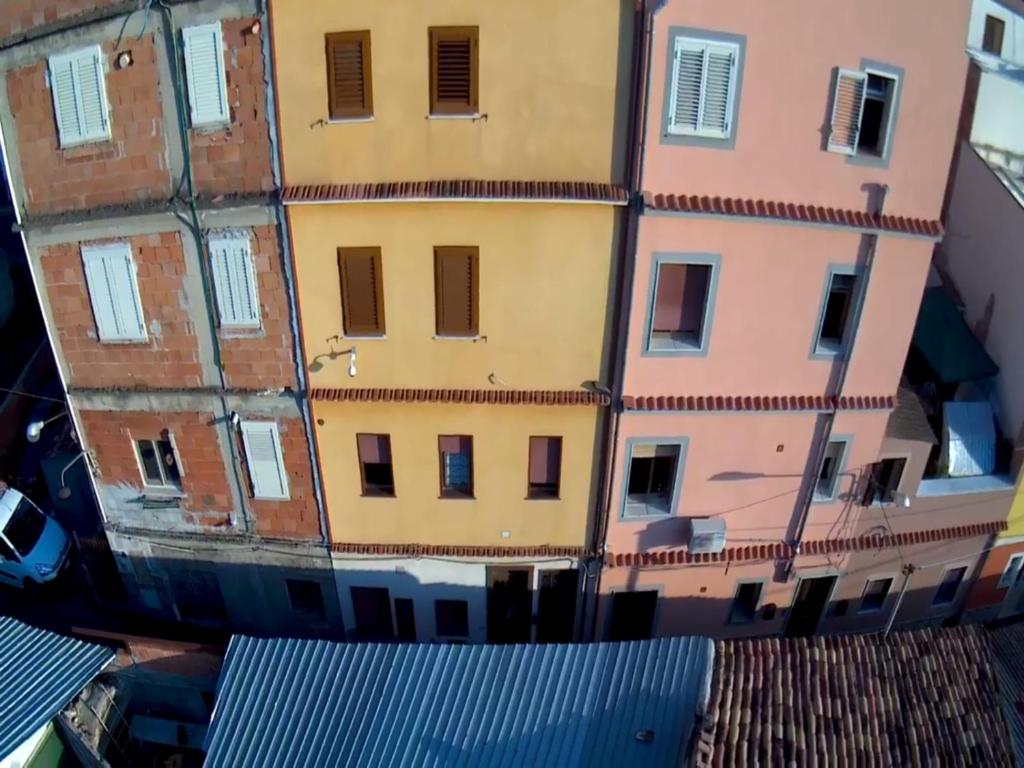 Budova, v ktorej sa apartmán nachádza