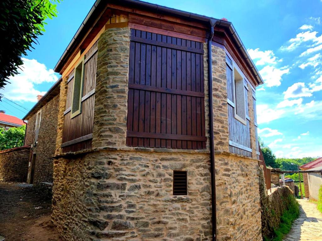 The building in which the country house is located