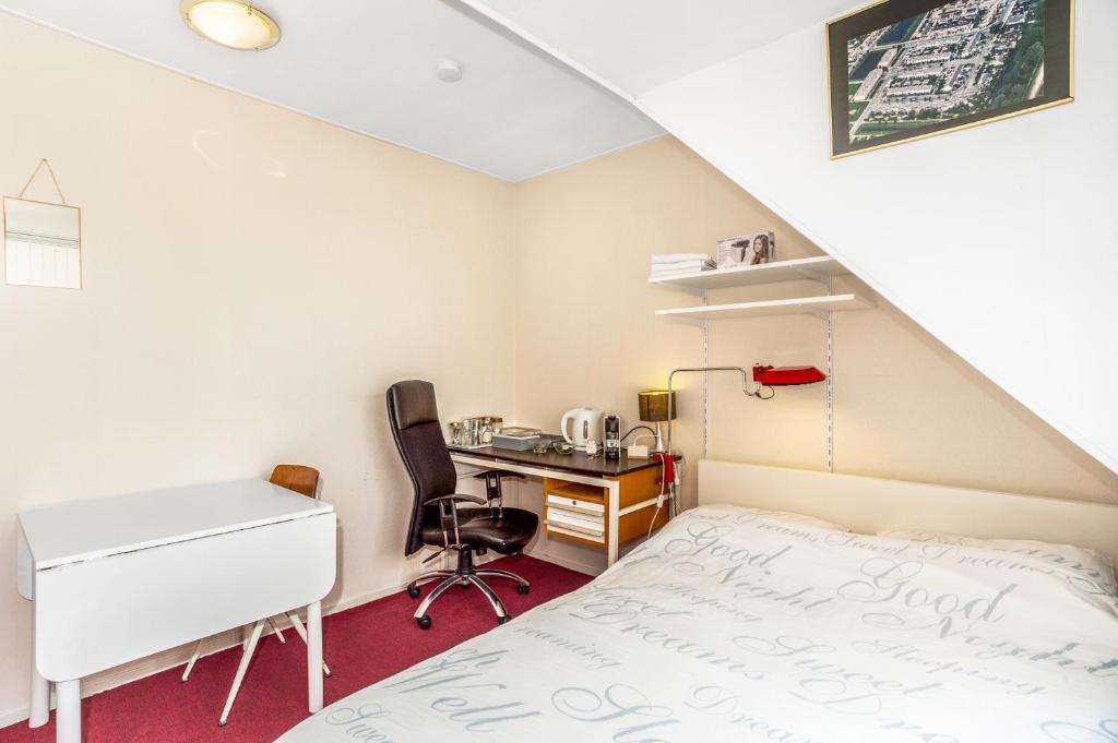 Wim's Place Schiphol Amsterdam Airport - Chambre Double économique