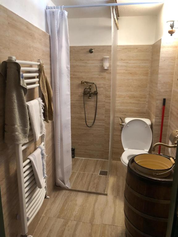 Koupelna v ubytování Casa Cezara