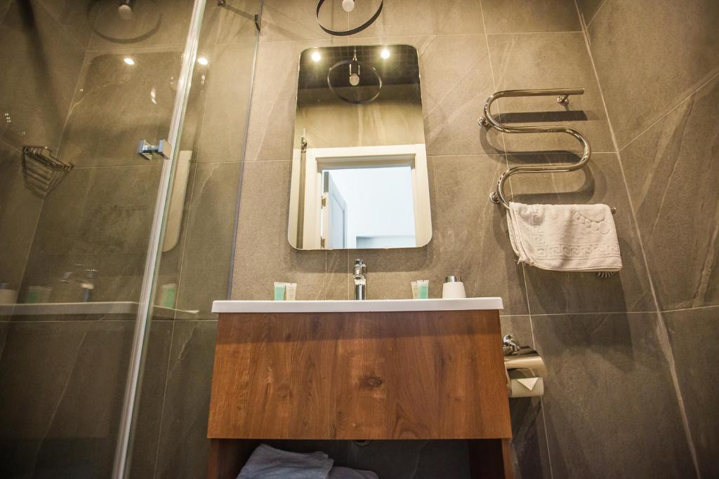 Koupelna v ubytování E4 Hotel