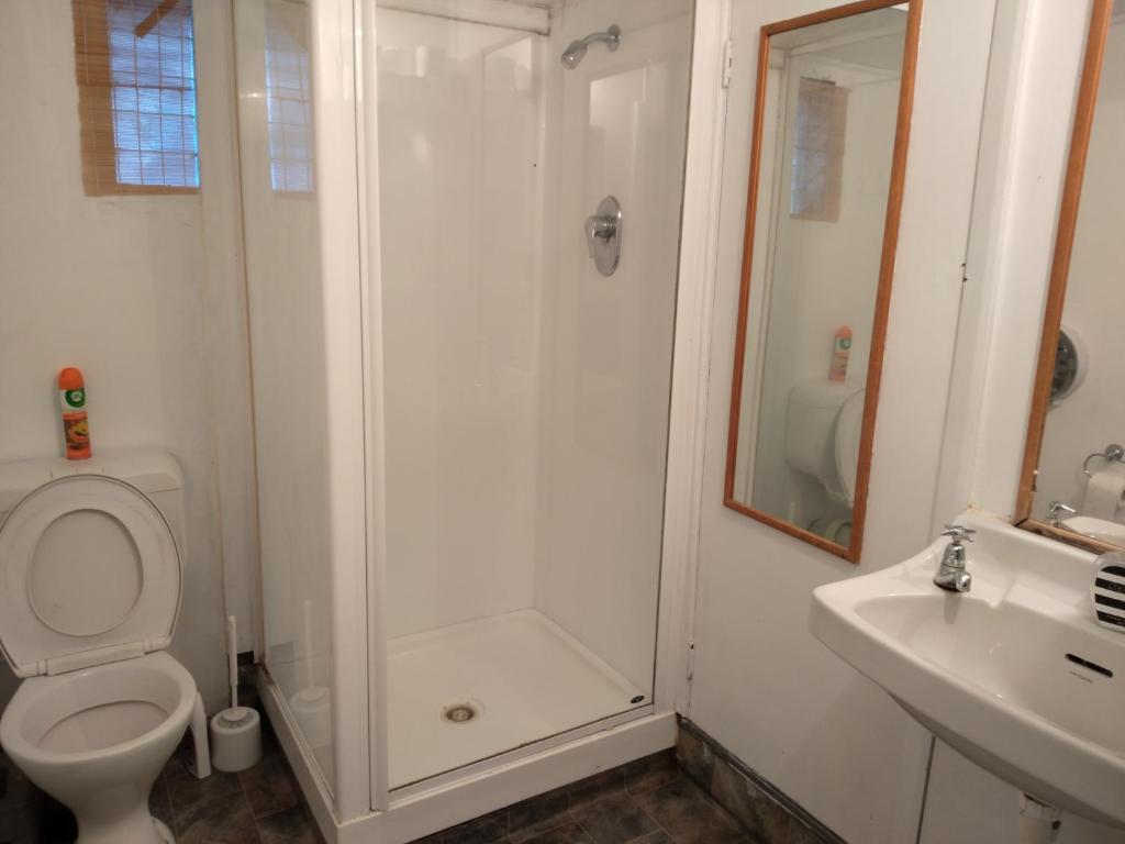 Jack's Backpackers - Resim 3