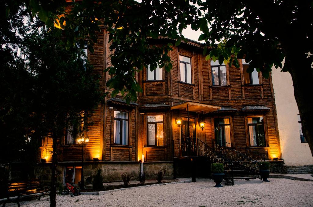 Budova, kde se hotel nachází