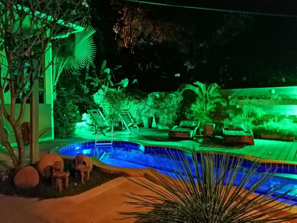 Bazén v ubytování Pousada Bahia Bella nebo v jeho okolí
