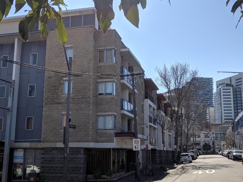 Nesuto Chippendale - Resim 9