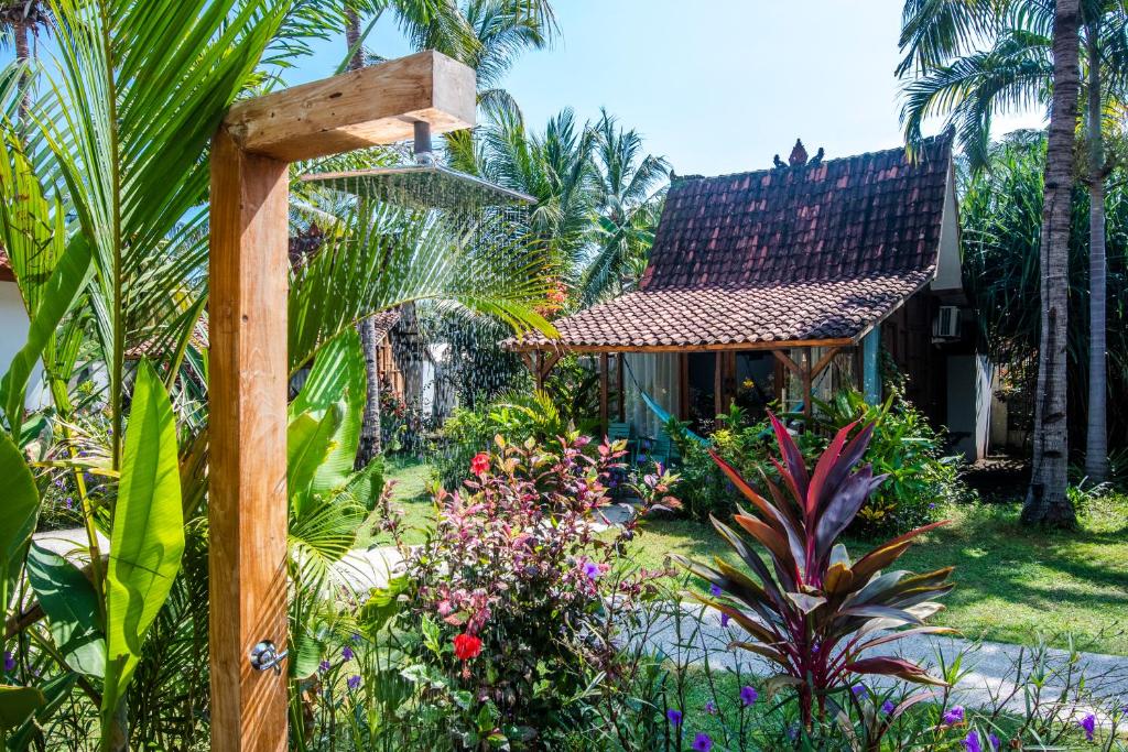 Zahrada ubytování Coconut Garden Resort