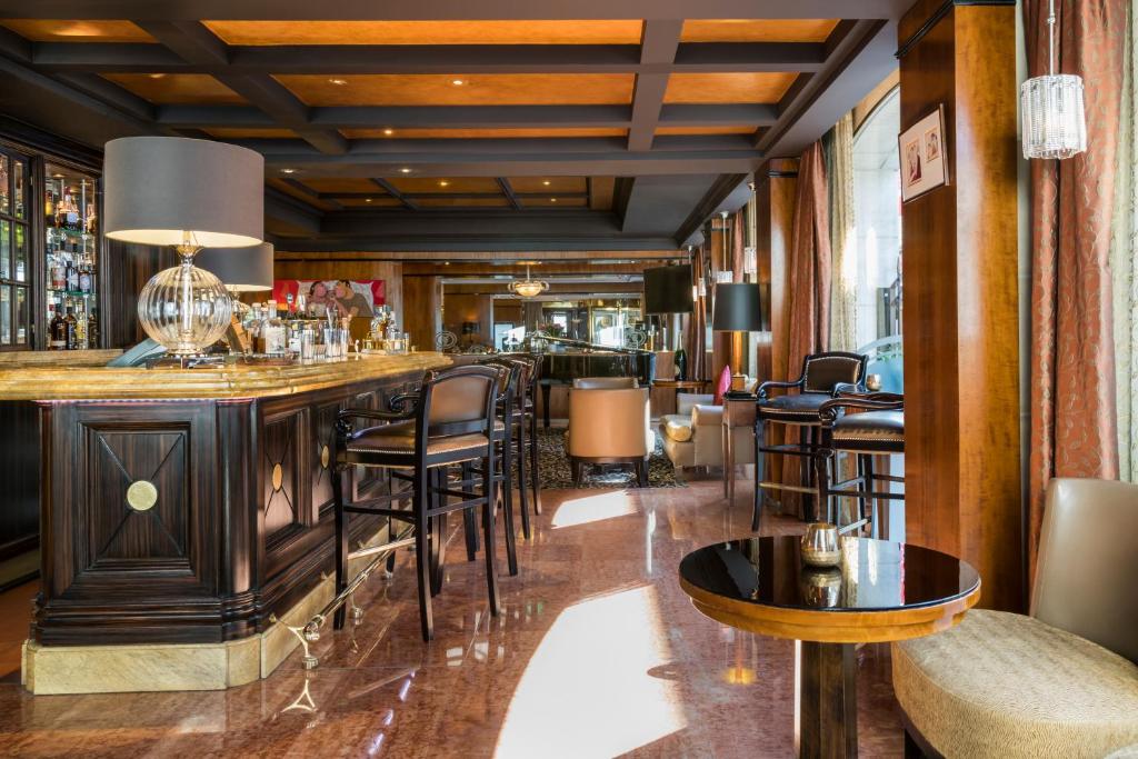 Warwick Grand-Place Brussels - Resim 24