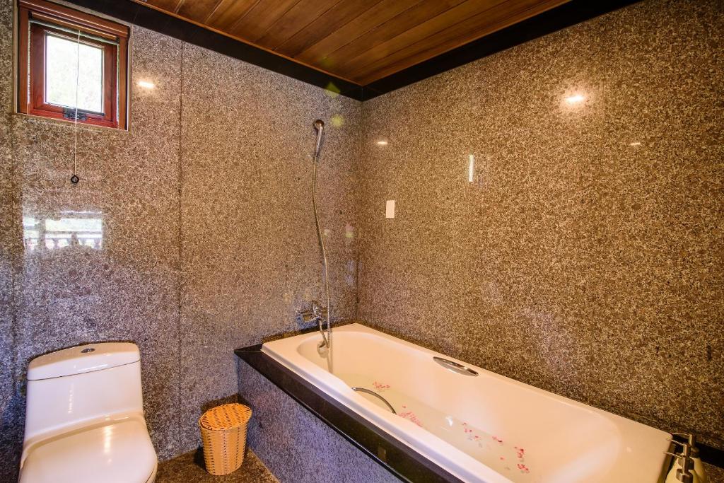 Bungalow Deluxe Nhìn Ra Sông