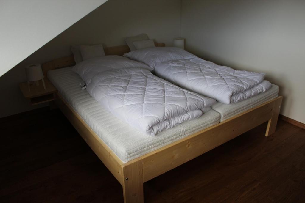 Postel nebo postele na pokoji v ubytování Apartmán Pivoňka