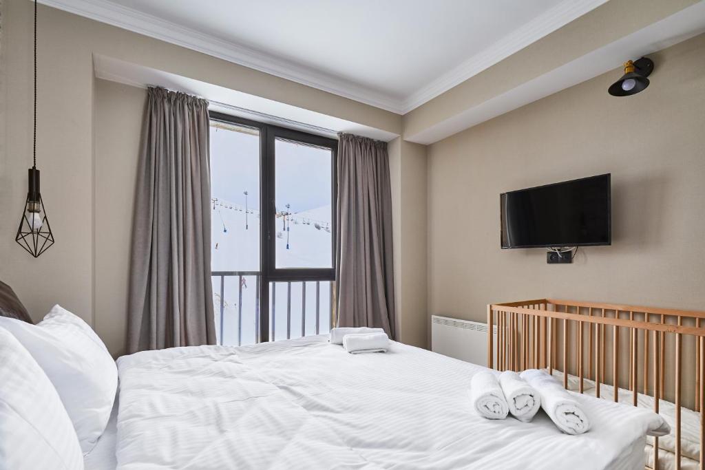 Gudauri Loft Hotel - Two-Bedroom Suite
