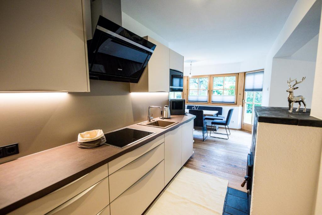 Kuchyň nebo kuchyňský kout v ubytování Leni´s Appartements
