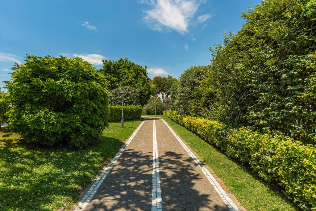 Culture Hotel Villa Capodimonte - Resim 22