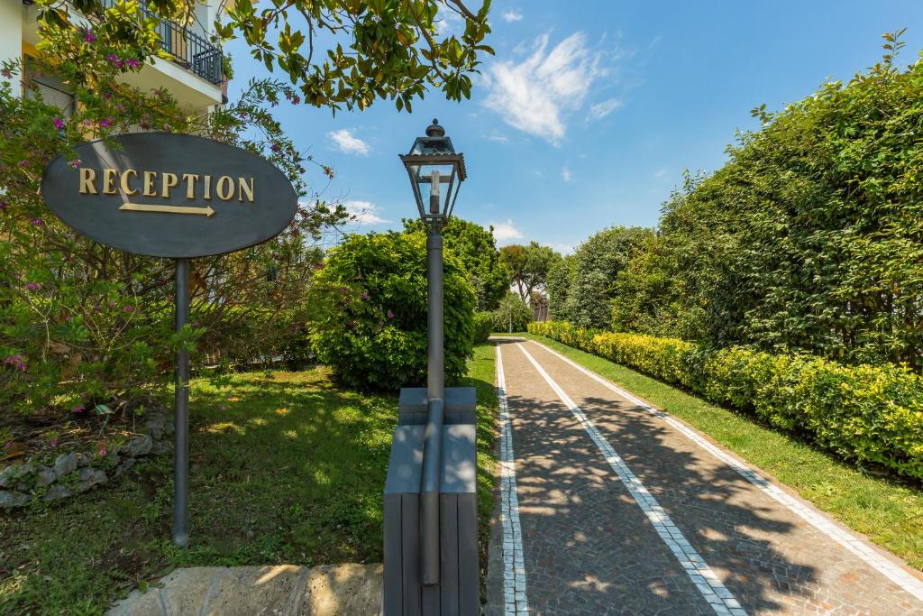 Culture Hotel Villa Capodimonte - Resim 20