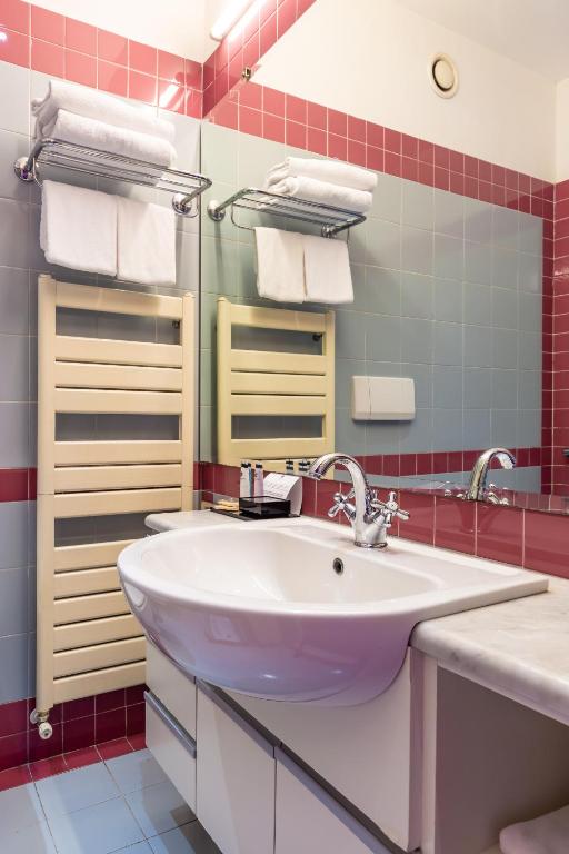 Culture Hotel Villa Capodimonte - Resim 40