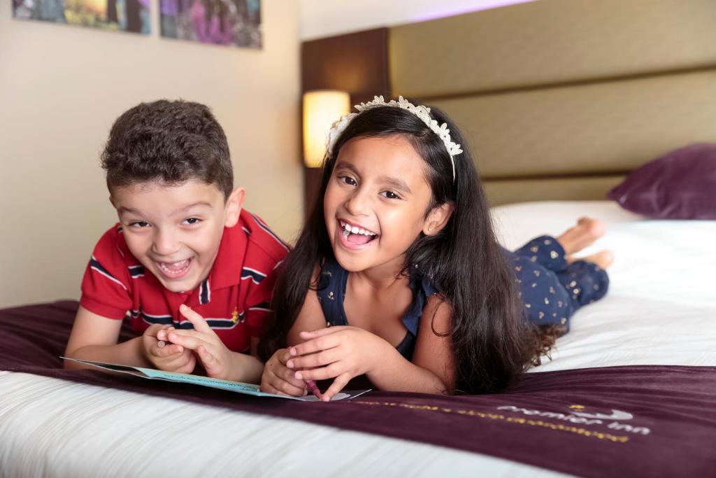 Premier Inn Dubai Ibn Battuta Mall - Resim 21