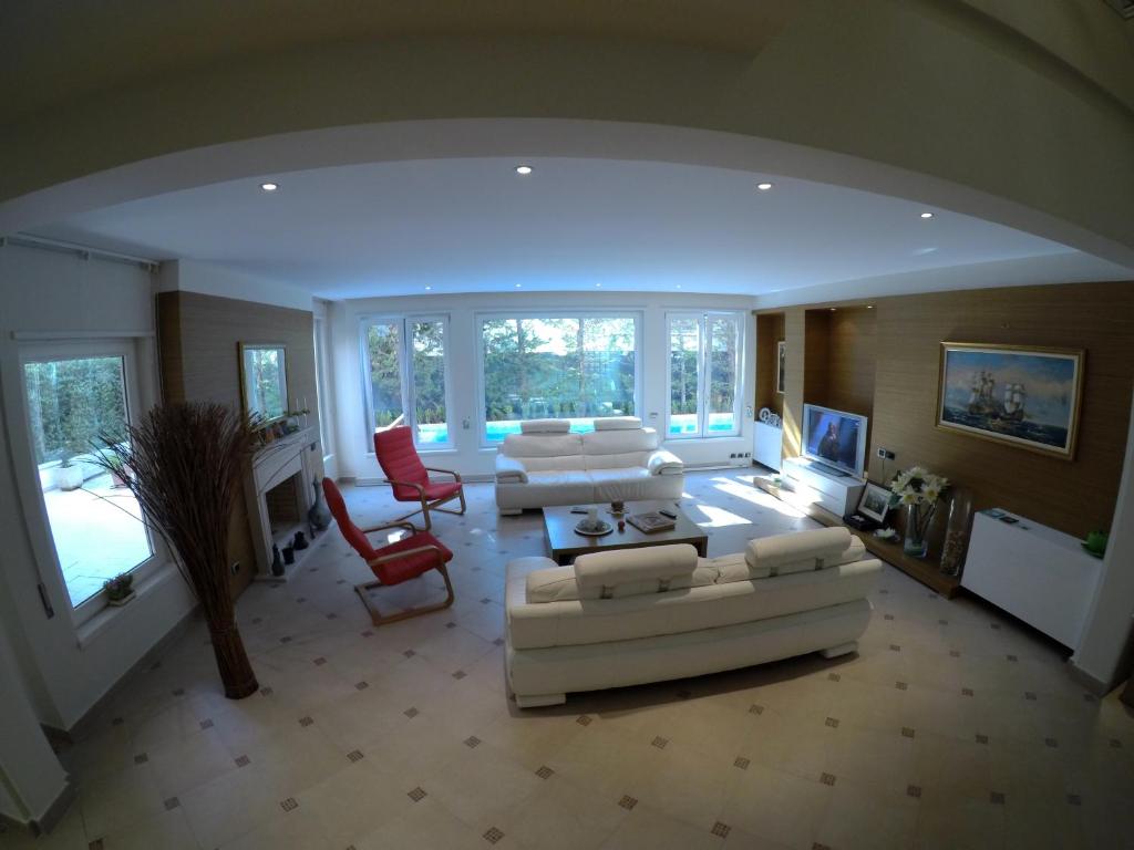 Villa LIDSON - Image 2