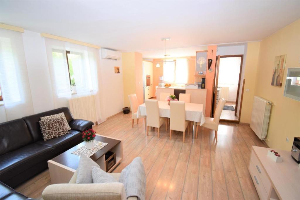 Apartment Vita - Apartamento De Dos Dormitorios