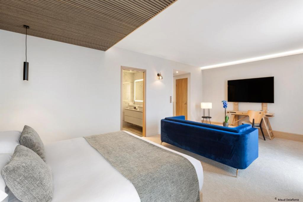 TV a/nebo společenská místnost v ubytování Aiden by Best Western T'aim Hotel
