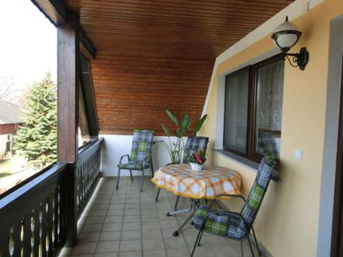 Ferienwohnung Lehnert - Two-Bedroom Apartment