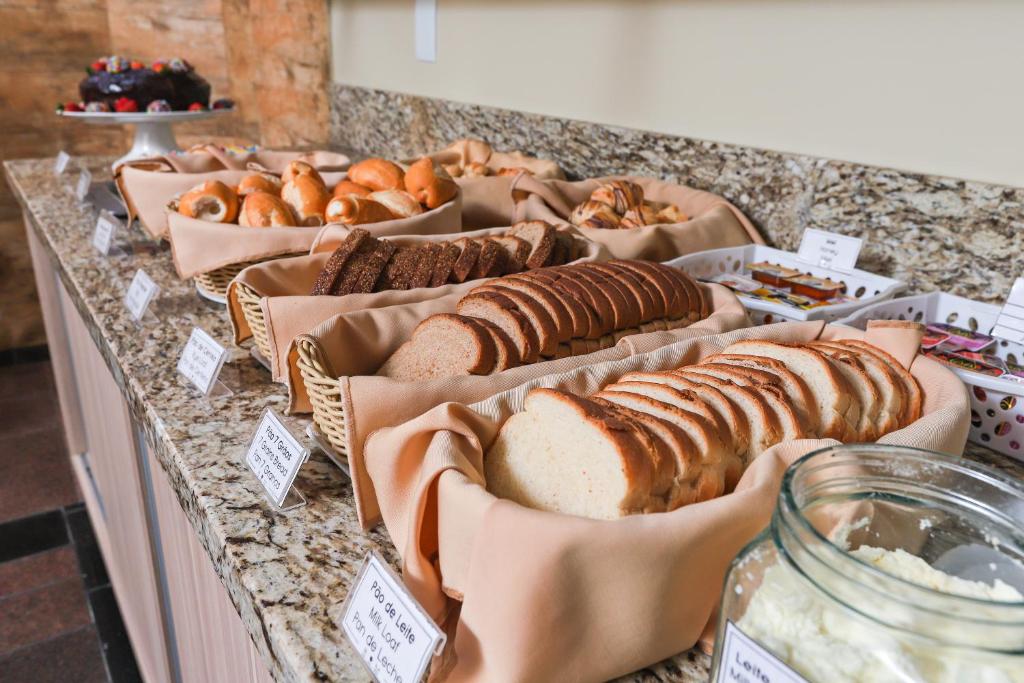 Hotel Express Terminal Tur - Rodoviária Porto Alegre  Hotel Express Terminal Tur - Rodoviária Porto Alegre