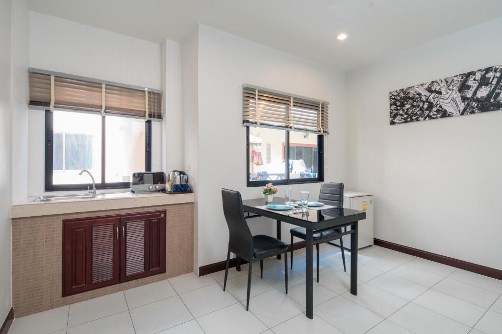 Amarin Hotel Patong - Resim 34