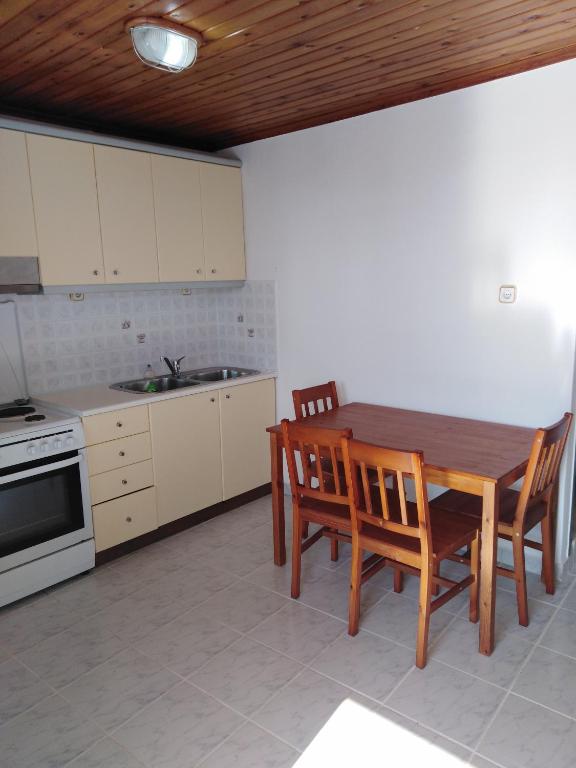 Souvlakis Pool Suites (S.P.S) - 17