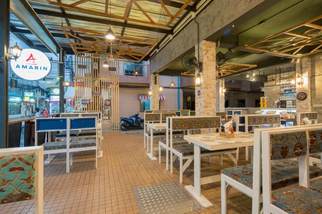 Restaurace v ubytování Amarin Hotel Patong
