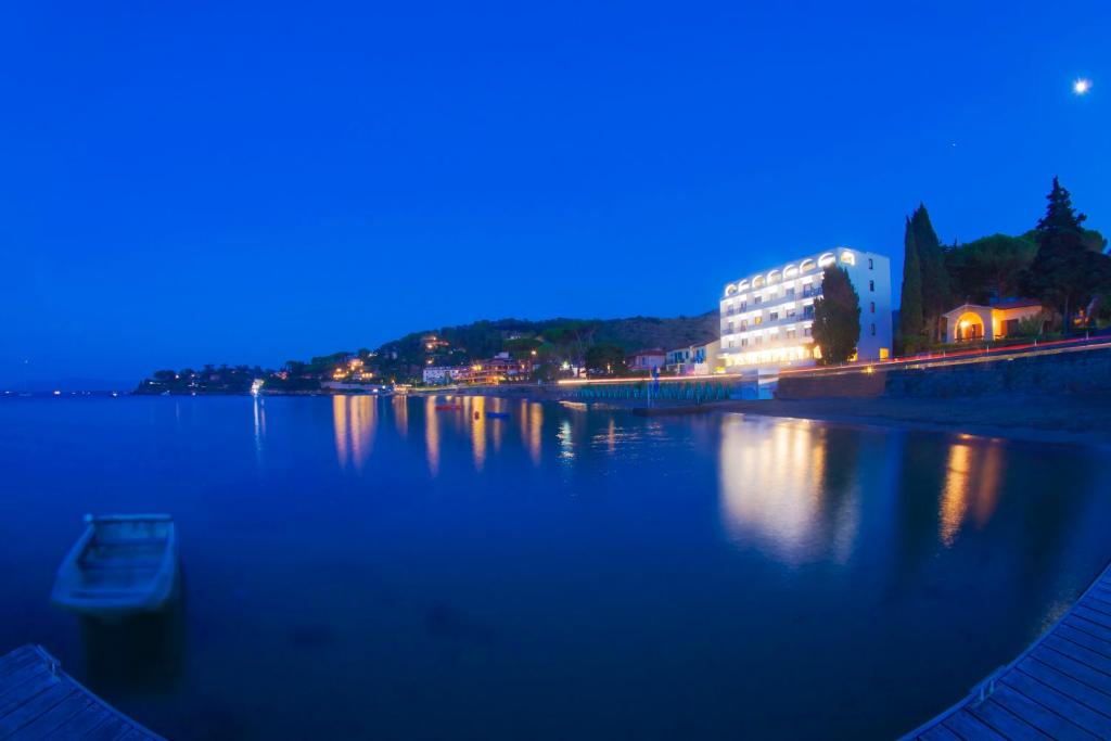 Příroda nedaleko hotelu