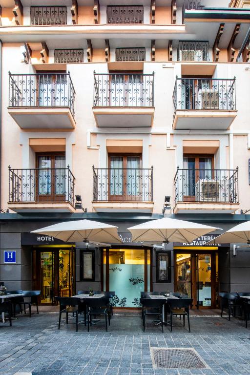 Hotel El Acebo, Jaca – Bijgewerkte prijzen 2023