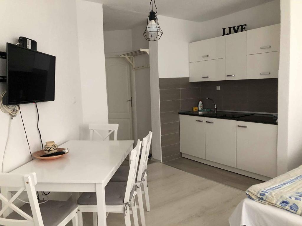 Apartman Travnik - Appartement Avec Balcon
