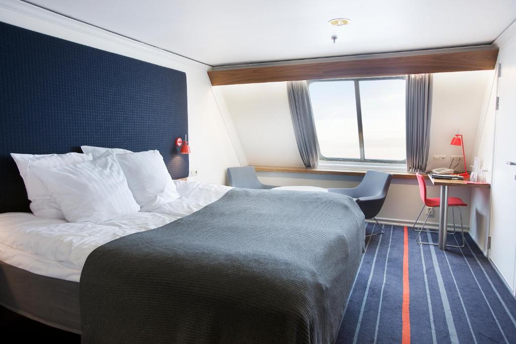Postel nebo postele na pokoji v ubytování DFDS Ferry - Oslo to Copenhagen
