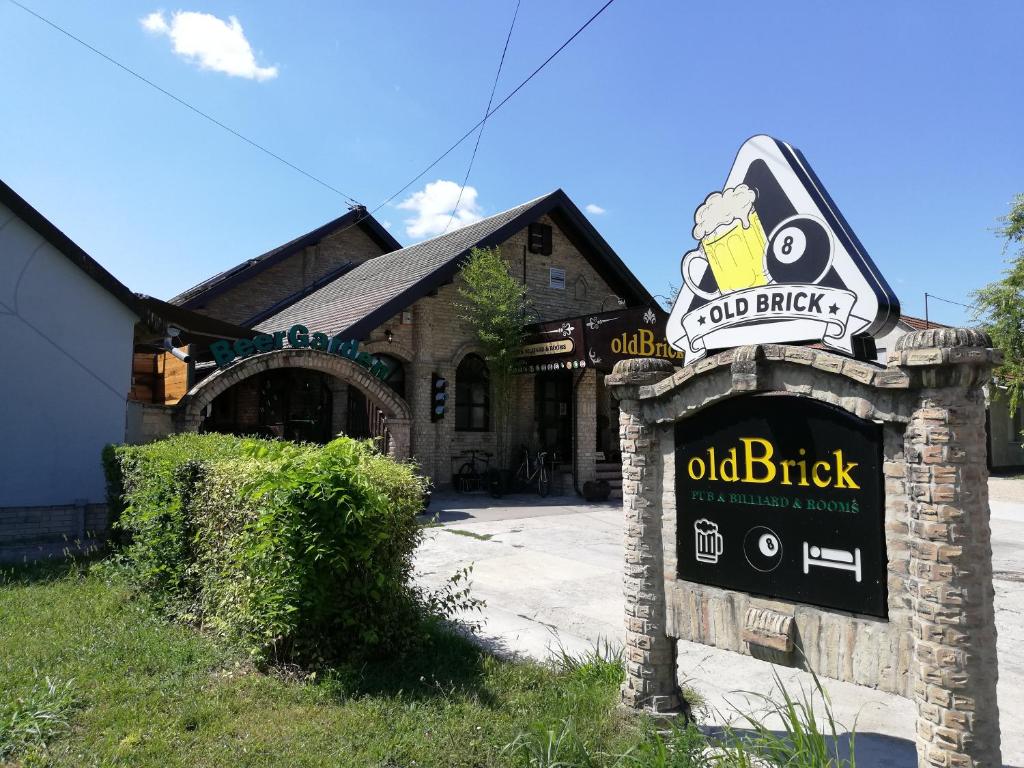 Certifikát, hodnocení, plakát nebo jiný dokument vystavený v ubytování OldBrick PUB