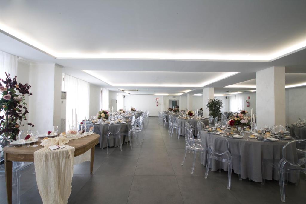 Sport Village Hotel & Spa