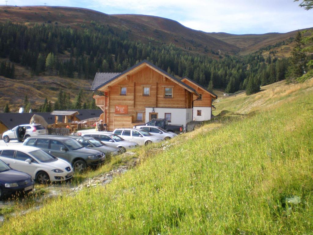 Príroda v okolí horskej chaty