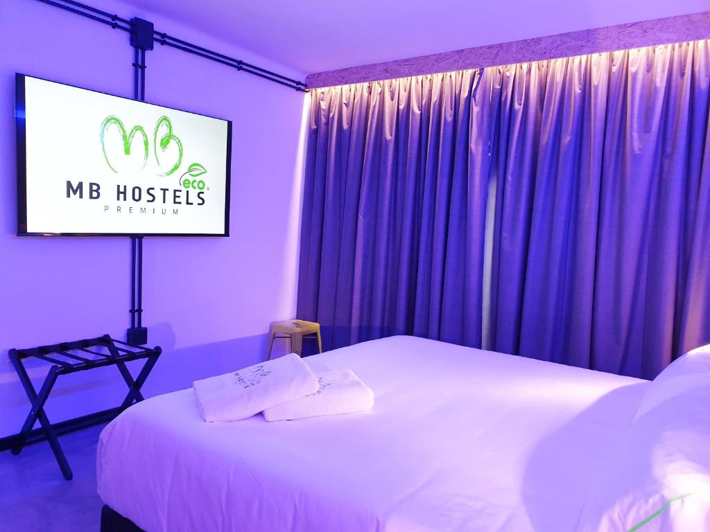 Postel nebo postele na pokoji v ubytování MB Hostels Premium ECO - Adults Recommended