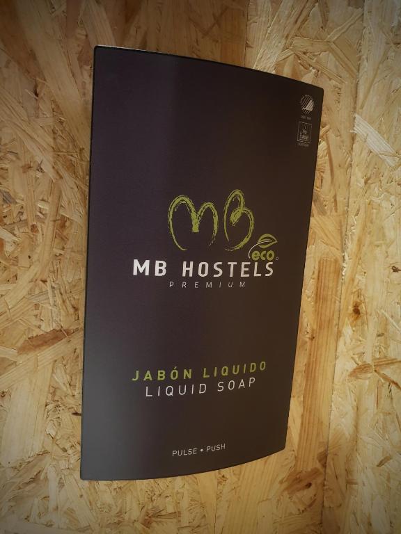 Certifikát, hodnocení, plakát nebo jiný dokument vystavený v ubytování MB Hostels Premium ECO - Adults Recommended