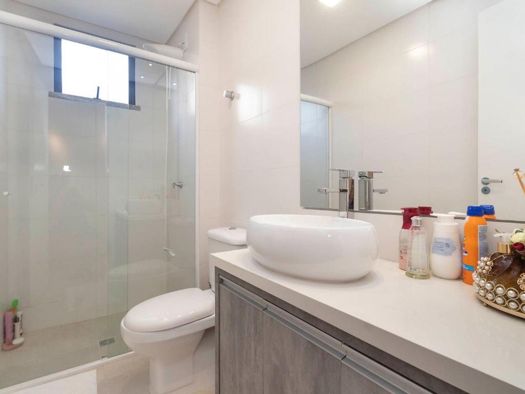  Aluguel Apartamento 2 quartos sendo 1 suíte Itapema/SC