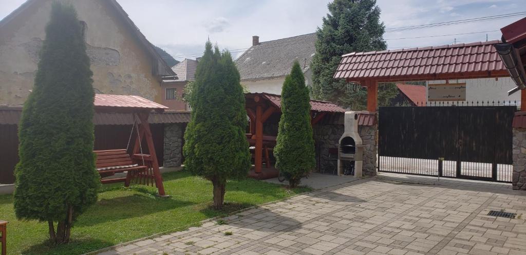 Budova, v ktorej sa dovolenkový dom nachádza