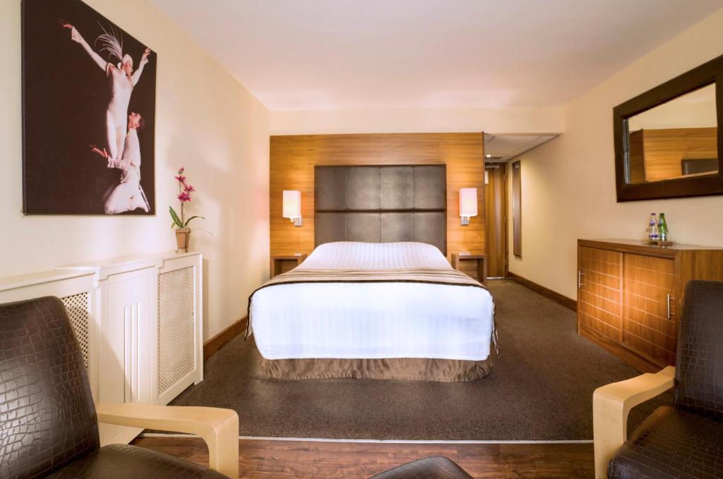 The Big Blue Hotel - Blackpool Pleasure Beach - Resim 26