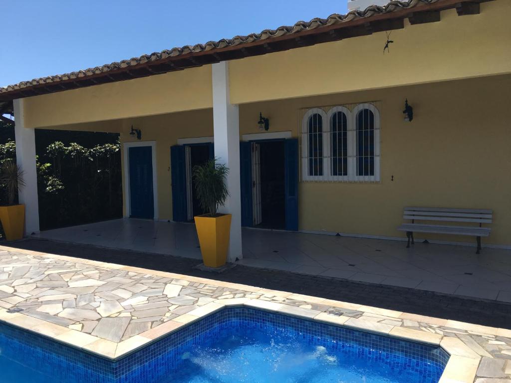  Pé na Areia com Piscina e Churrasqueira - 2 suítes