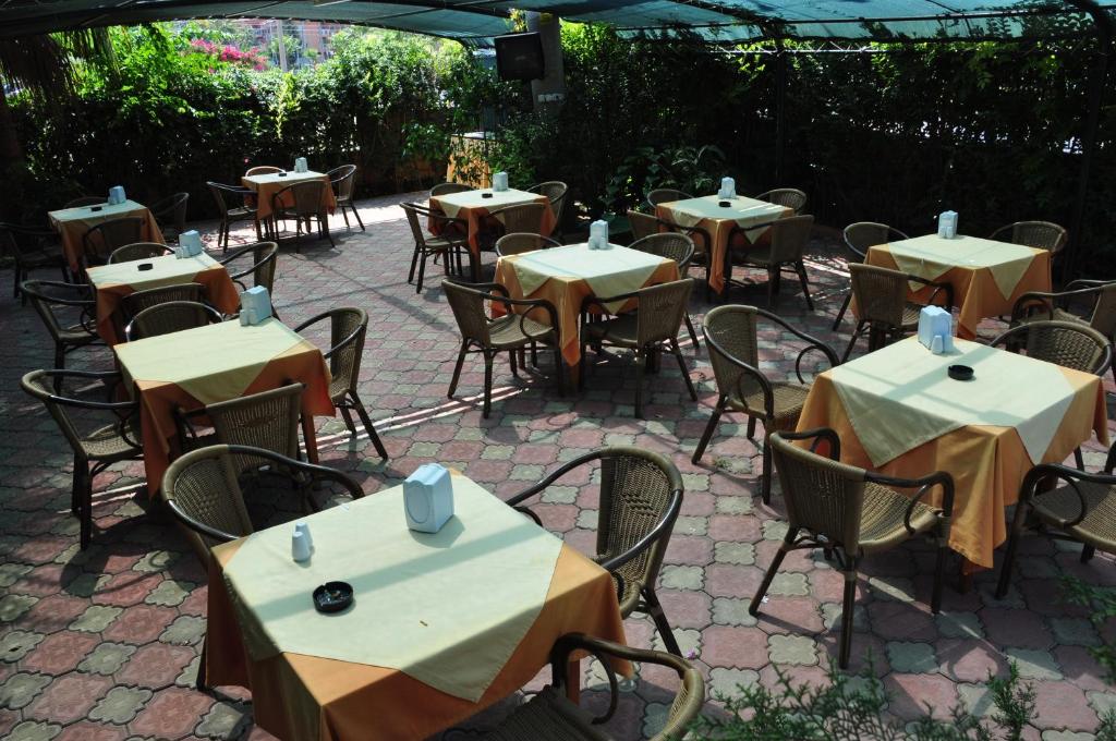 Restaurace v ubytování Yavuzhan Hotel