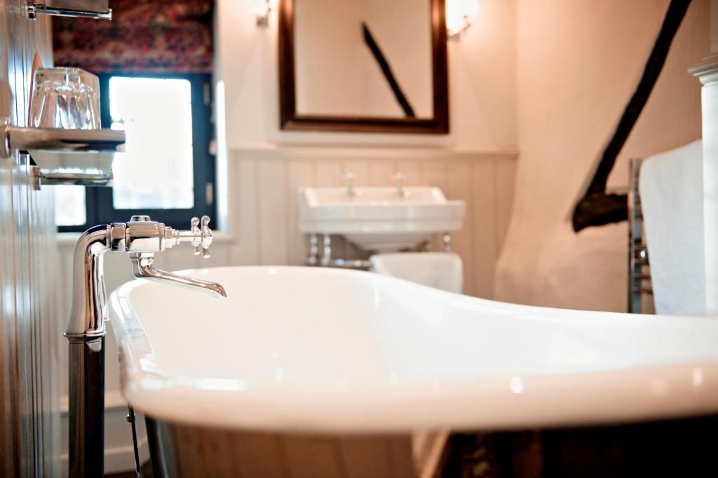 The White Swan Hotel - Resim 18