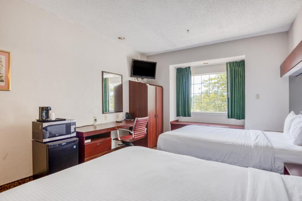 Trident Inn & Suites, Baton Rouge - Chambre Queen Avec Deux Lits Queen