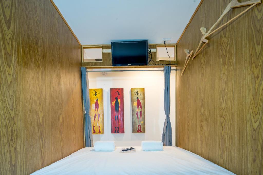 Hanuman VIP Hostel - 8