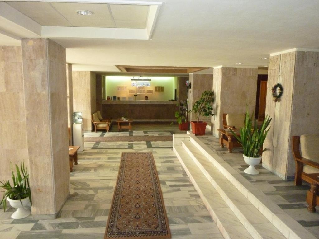 Vstupní hala nebo recepce v ubytování Hotel Sarmis